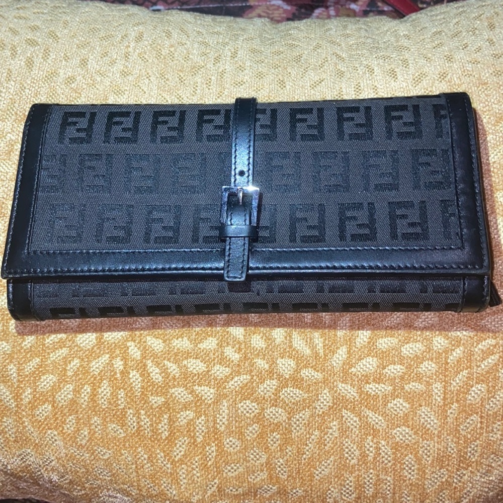 COPY - Fendi Tri Fold wallet